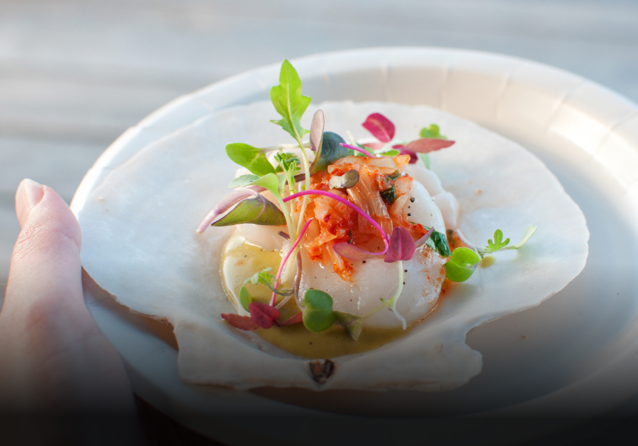 Ceviche er enkel mat som tar seg bra ut. Perfekt til rosévin. 